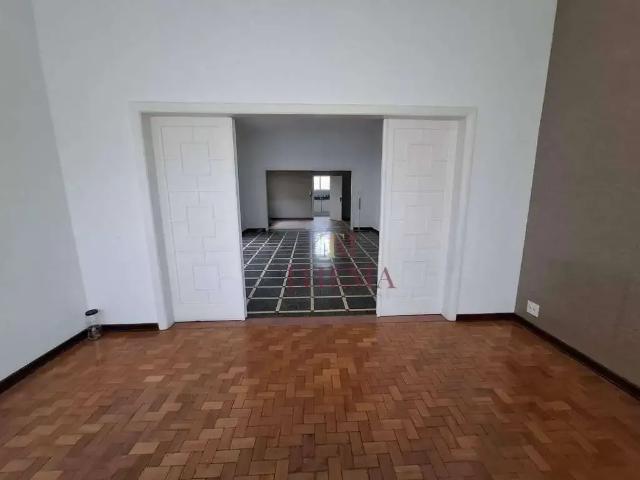 Casa / Sobrado Comercial para Locação em Piracicaba/SP Centro 2 Quartos