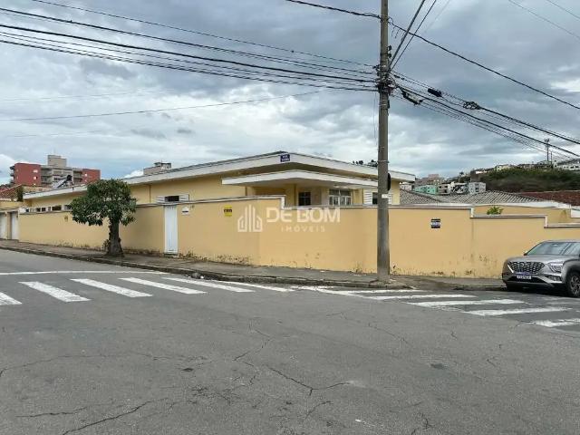 Casa / Sobrado Comercial para Locação em Poços de Caldas/MG Jardim dos Estados