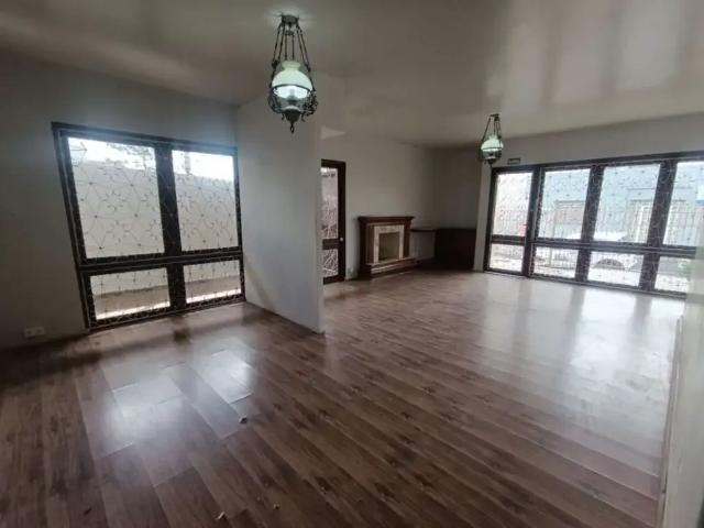 Casa / Sobrado Comercial para Locação em Ponta Grossa/PR Centro