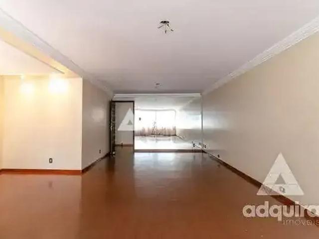 Casa / Sobrado Comercial para Locação em Ponta Grossa/PR Centro 3 Quartos