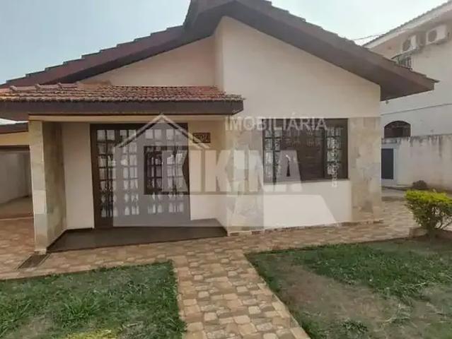 Casa / Sobrado Comercial para Locação em Ponta Grossa/PR Estrela 3 Quartos
