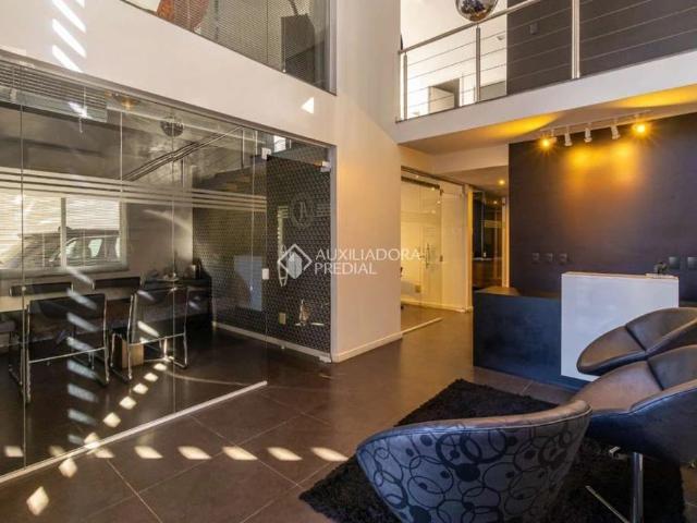 Casa / Sobrado Comercial para Locação em Porto Alegre/RS Menino Deus 3 Quartos