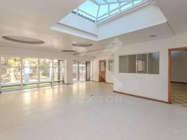 Casa / Sobrado Comercial para Locação em Porto Alegre/RS Menino Deus