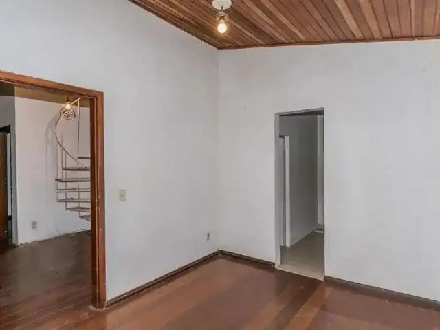 Casa / Sobrado Comercial para Locação em Porto Alegre/RS Auxiliadora