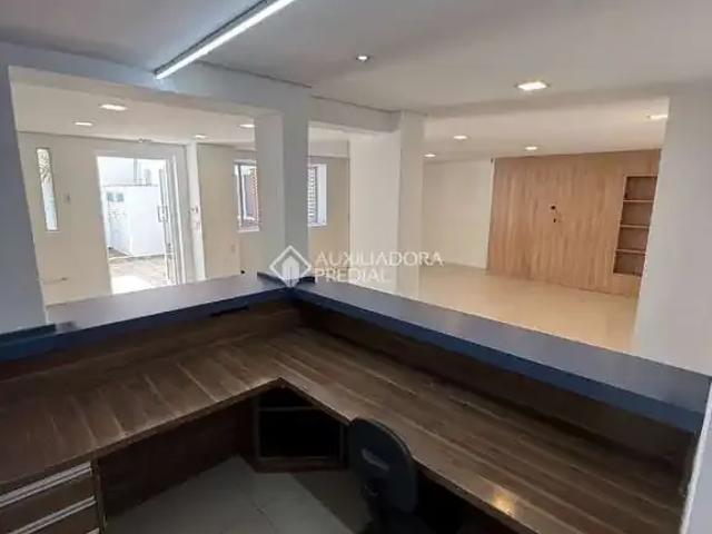Casa / Sobrado Comercial para Locação em Porto Alegre/RS Auxiliadora