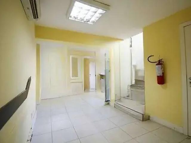 Casa / Sobrado Comercial para Locação em Porto Alegre/RS Auxiliadora