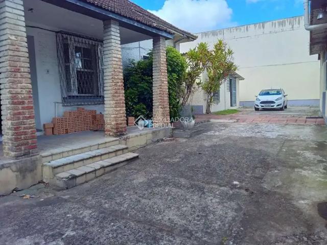 Casa / Sobrado Comercial para Locação em Porto Alegre/RS Cavalhada 5 Quartos