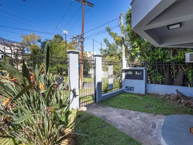 Casa / Sobrado Comercial para Locação em Porto Alegre/RS Chácara das Pedras