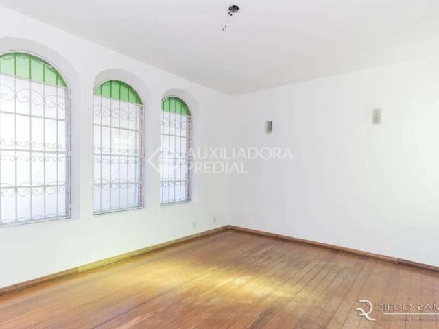 Casa / Sobrado Comercial para Locação em Porto Alegre/RS Cristal