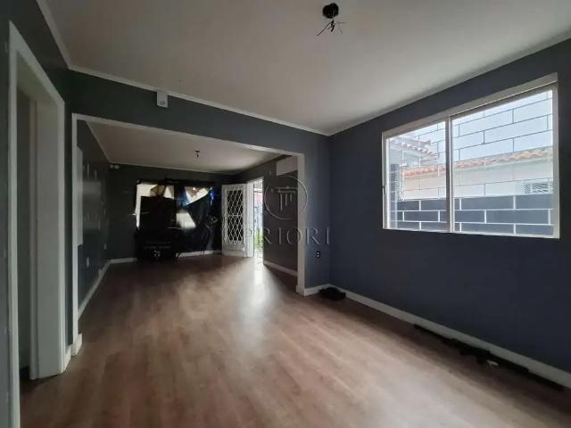 Casa / Sobrado Comercial para Locação em Porto Alegre/RS São Sebastião 3 Quartos