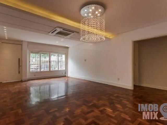 Casa / Sobrado Comercial para Locação em Porto Alegre/RS São Sebastião