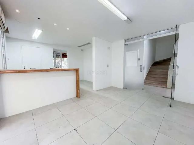 Casa / Sobrado Comercial para Locação em Porto Alegre/RS Santa Cecília