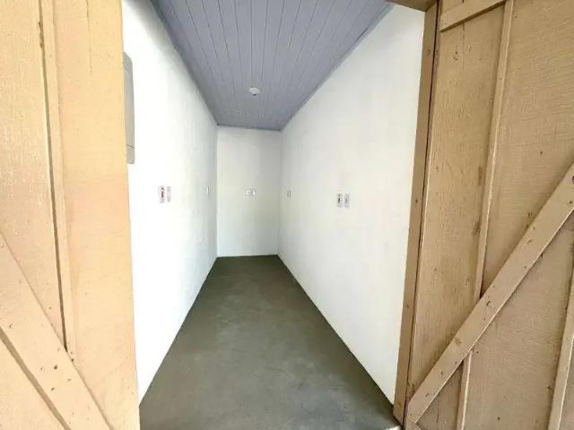 Casa / Sobrado Comercial para Locação em Porto Alegre/RS Sarandi 2 Quartos