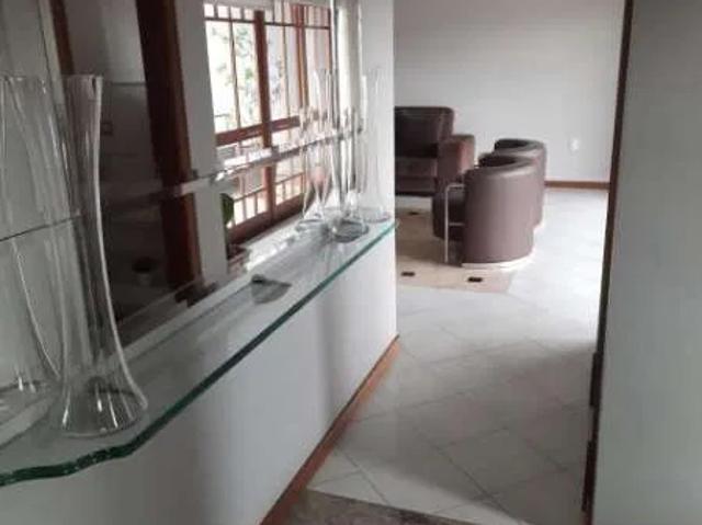 Casa / Sobrado Comercial para Locação em Porto Alegre/RS Vila Jardim 4 Quartos