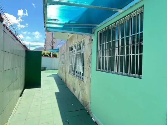 Casa / Sobrado Comercial para Locação em Praia Grande/SP Boqueirão 4 Quartos