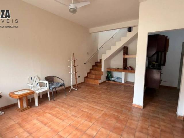 Casa / Sobrado Comercial para Locação em Praia Grande/SP Boqueirão 3 Quartos