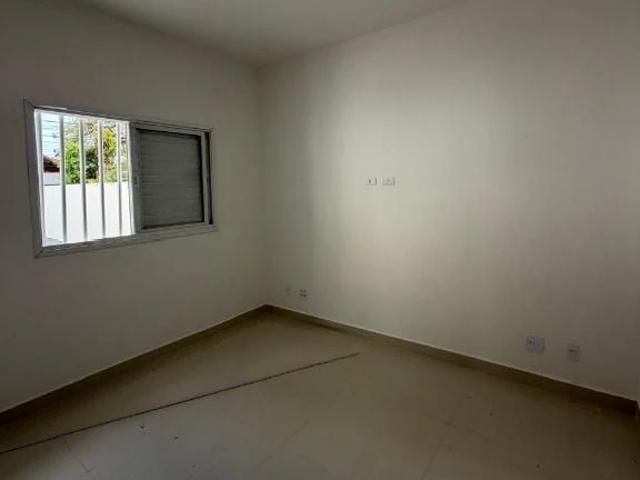 Casa / Sobrado Comercial para Locação em Praia Grande/SP Guilhermina 2 Quartos