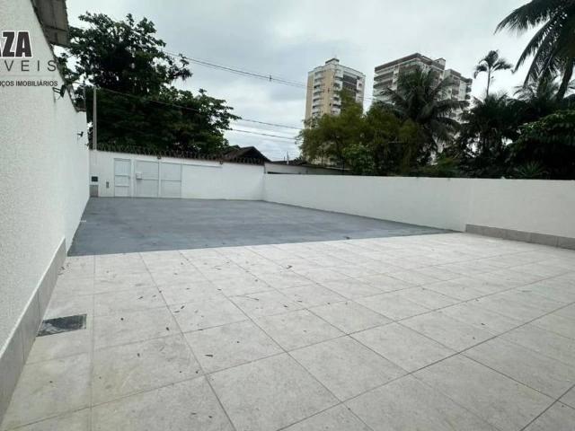 Casa / Sobrado Comercial para Locação em Praia Grande/SP Guilhermina 2 Quartos