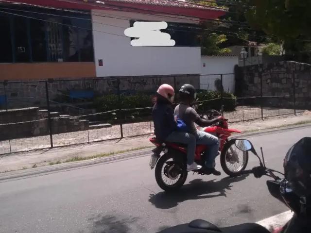 Casa / Sobrado Comercial para Locação em Recife/PE Encruzilhada