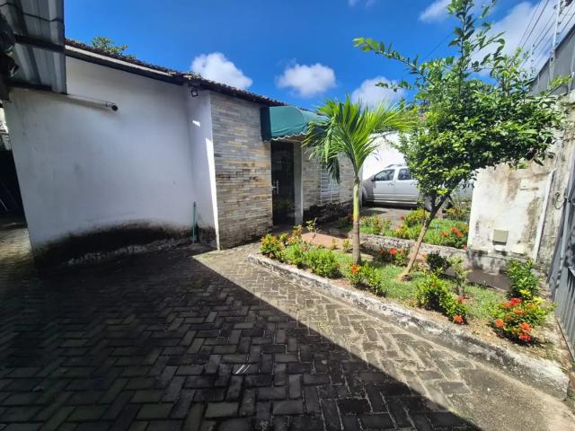 Casa / Sobrado Comercial para Locação em Recife/PE Estância