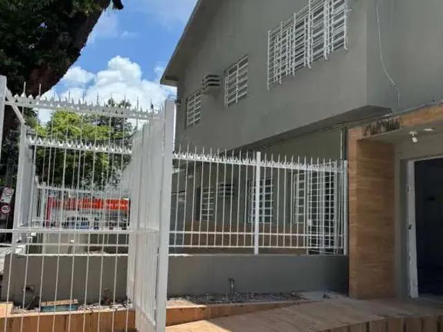 Casa / Sobrado Comercial para Locação em Recife/PE Paissandu 8 Quartos