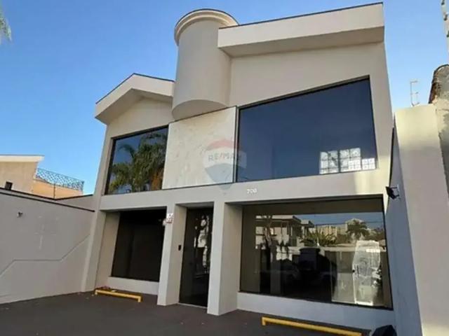 Casa / Sobrado Comercial para Locação em Ribeirão Preto/SP Condomínio Itamaraty 4 Quartos
