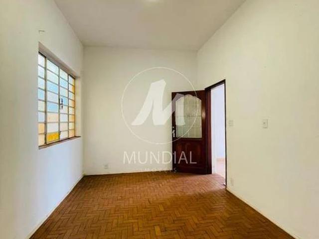 Casa / Sobrado Comercial para Locação em Ribeirão Preto/SP Centro 2 Quartos