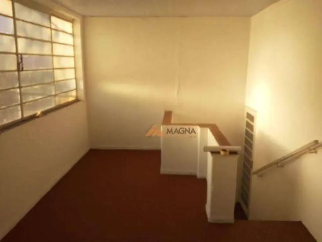 Casa / Sobrado Comercial para Locação em Ribeirão Preto/SP Centro 2 Quartos