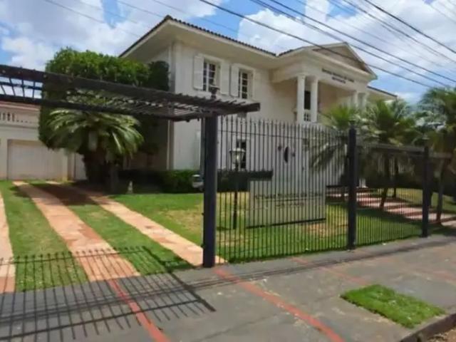 Casa / Sobrado Comercial para Locação em Ribeirão Preto/SP Jardim Sumaré 10 Quartos