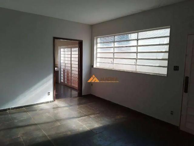 Casa / Sobrado Comercial para Locação em Ribeirão Preto/SP Vila Seixas 4 Quartos