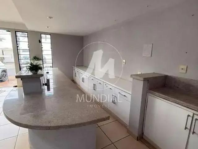 Casa / Sobrado Comercial para Locação em Ribeirão Preto/SP Vila Seixas 5 Quartos