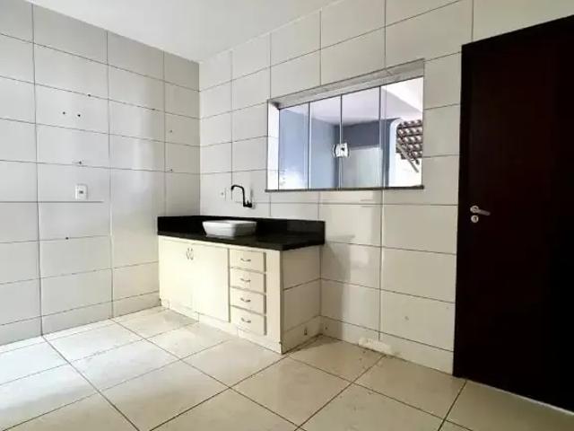 Casa / Sobrado Comercial para Locação em Rio Verde/GO Vila Carolina 8 Quartos