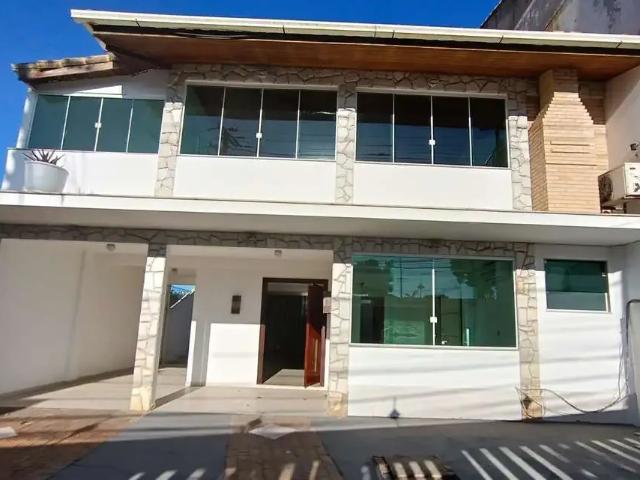 Casa / Sobrado Comercial para Locação em Rio das Ostras/RJ Costazul 6 Quartos