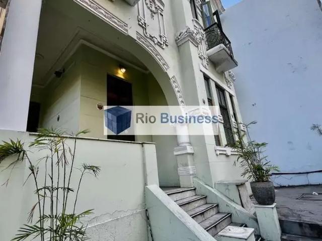 Casa / Sobrado Comercial para Locação em Rio de Janeiro/RJ Laranjeiras 11 Quartos