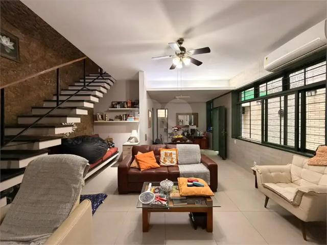 Casa / Sobrado Comercial para Locação em Rio de Janeiro/RJ Tijuca 7 Quartos