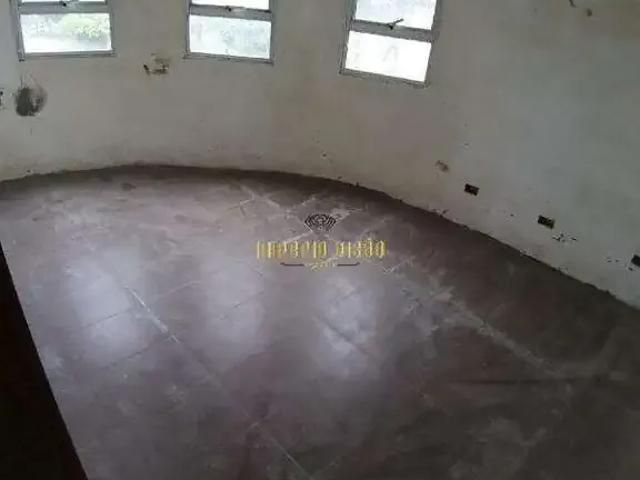 Casa / Sobrado Comercial para Locação em Suzano/SP Rincão das Lendas 4 Quartos