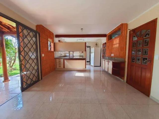 Casa / Sobrado Comercial para Locação em São Carlos/SP Estância Suíça 4 Quartos