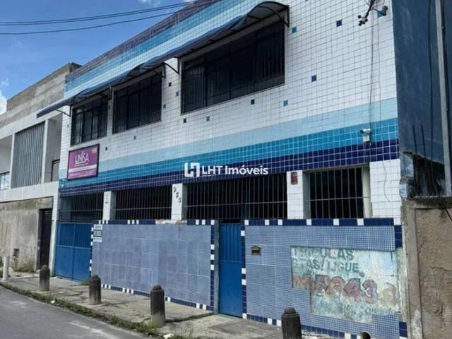 Casa / Sobrado Comercial para Locação em São Gonçalo/RJ Coelho