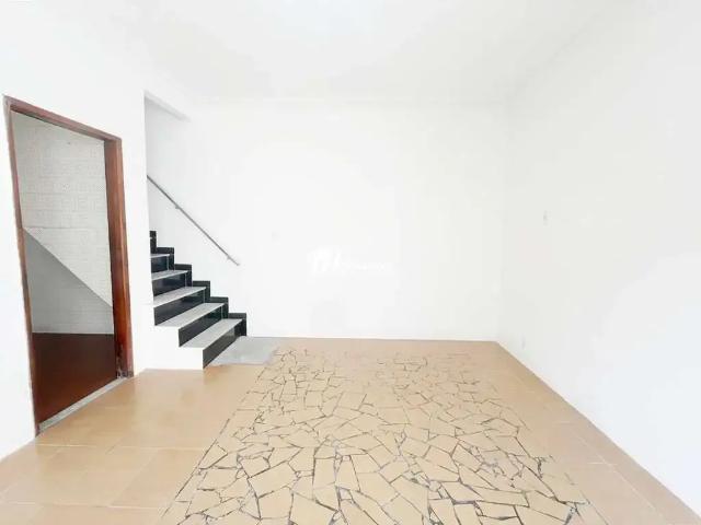Casa / Sobrado Comercial para Locação em São João de Meriti/RJ Centro 5 Quartos