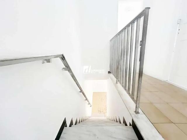 Casa / Sobrado Comercial para Locação em São João de Meriti/RJ Centro 5 Quartos