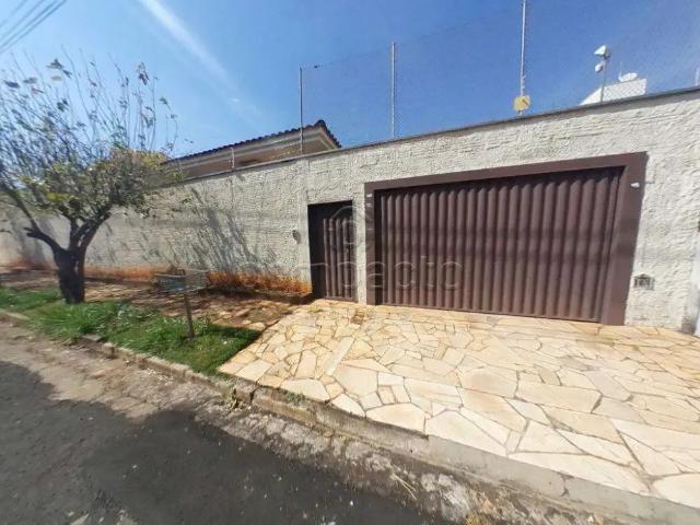 Casa / Sobrado Comercial para Locação em São José do Rio Preto/SP Parque Residencial Comendador Mançor Daud 3 Quartos