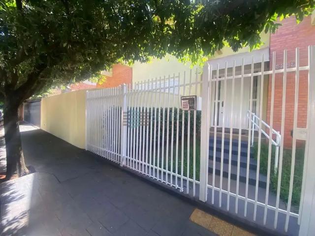 Casa / Sobrado Comercial para Locação em São José do Rio Preto/SP Vila São Manoel 3 Quartos