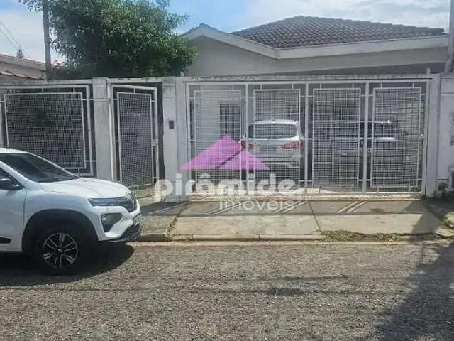 Casa / Sobrado Comercial para Locação em São José dos Campos/SP Vila Adyana