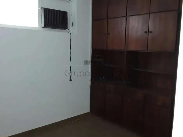 Casa / Sobrado Comercial para Locação em São José dos Campos/SP Vila Adyana