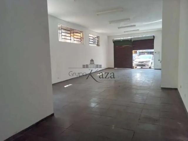 Casa / Sobrado Comercial para Locação em São José dos Campos/SP Vila Industrial