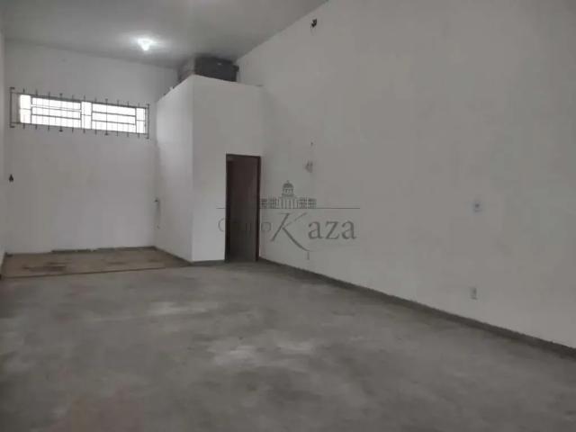 Casa / Sobrado Comercial para Locação em São José dos Campos/SP Vila Rossi