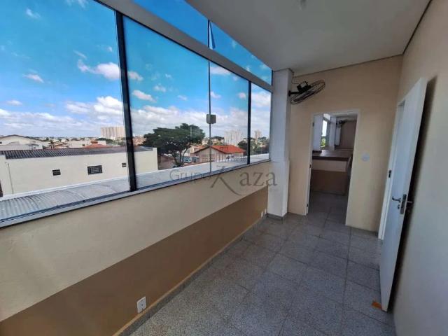 Casa / Sobrado Comercial para Locação em São José dos Campos/SP Bosque dos Eucaliptos