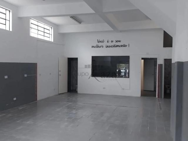 Casa / Sobrado Comercial para Locação em São José dos Campos/SP Bosque dos Eucaliptos