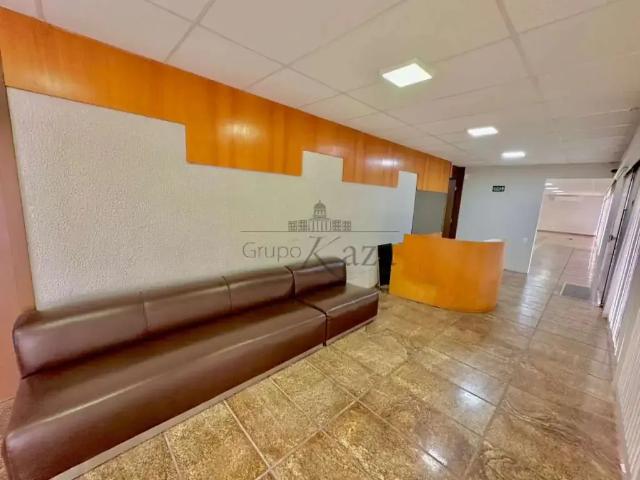 Casa / Sobrado Comercial para Locação em São José dos Campos/SP Centro