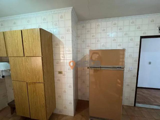 Casa / Sobrado Comercial para Locação em São José dos Campos/SP Jardim das Indústrias 3 Quartos